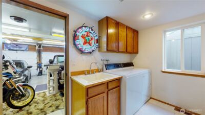 1704 Field Place NE, Renton, WA 98059 - Photo 16