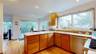 1704 Field Place NE, Renton, WA 98059 - Photo 9