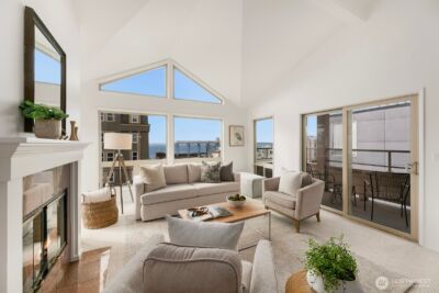 522 W Mercer Place #401, Seattle, WA 98119
