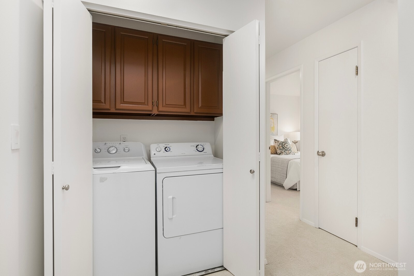 522 W Mercer Place #401, Seattle, WA 98119