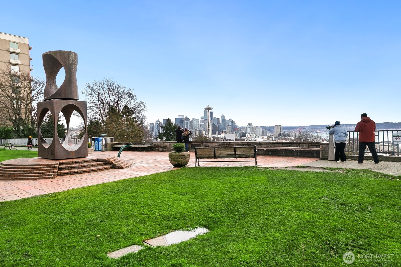 522 W Mercer Place #401, Seattle, WA 98119