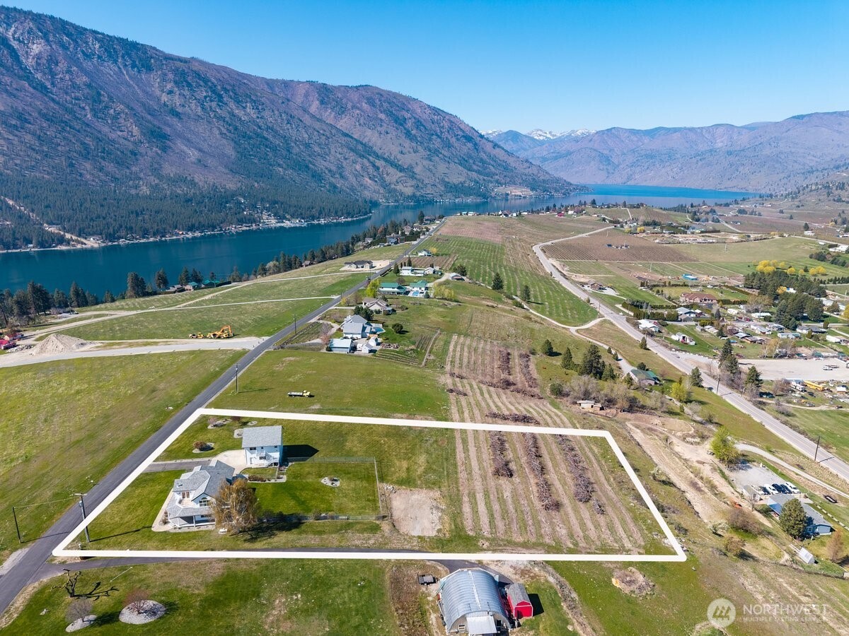 1190 Summit Boulevard , Manson, WA 98831