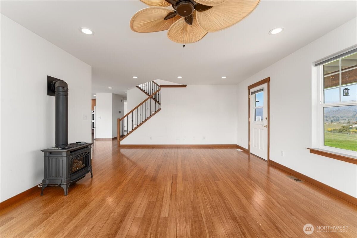 1190 Summit Boulevard , Manson, WA 98831