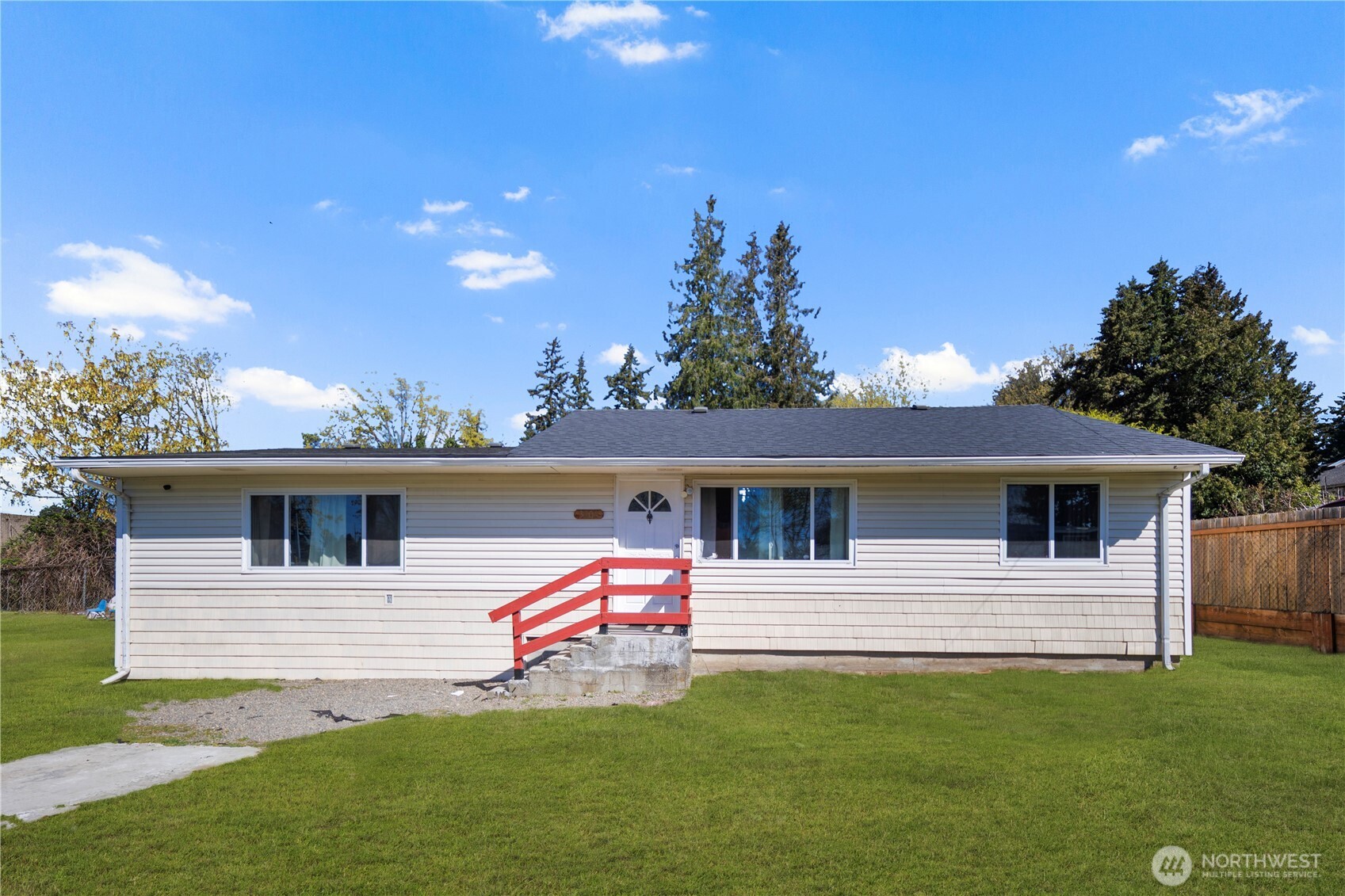 3206 S 221st Street , SeaTac, WA 98198
