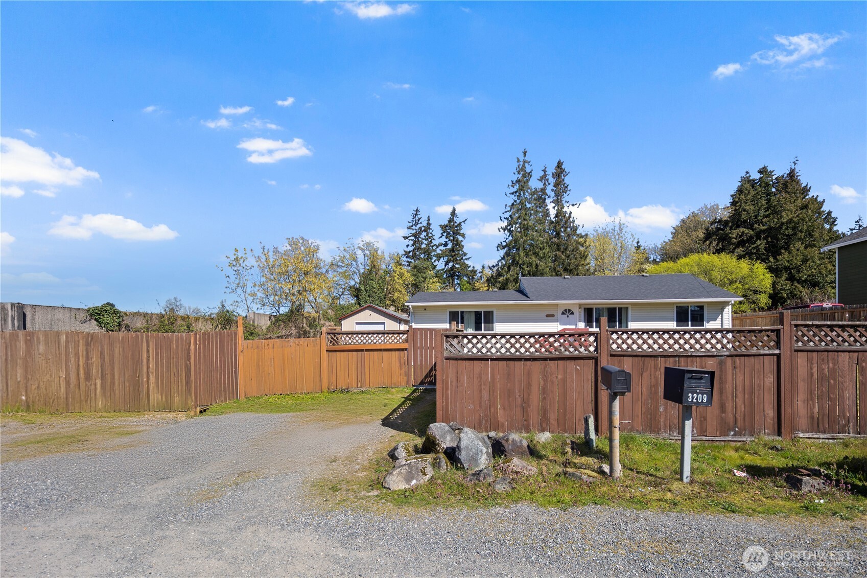 3206 S 221st Street , SeaTac, WA 98198