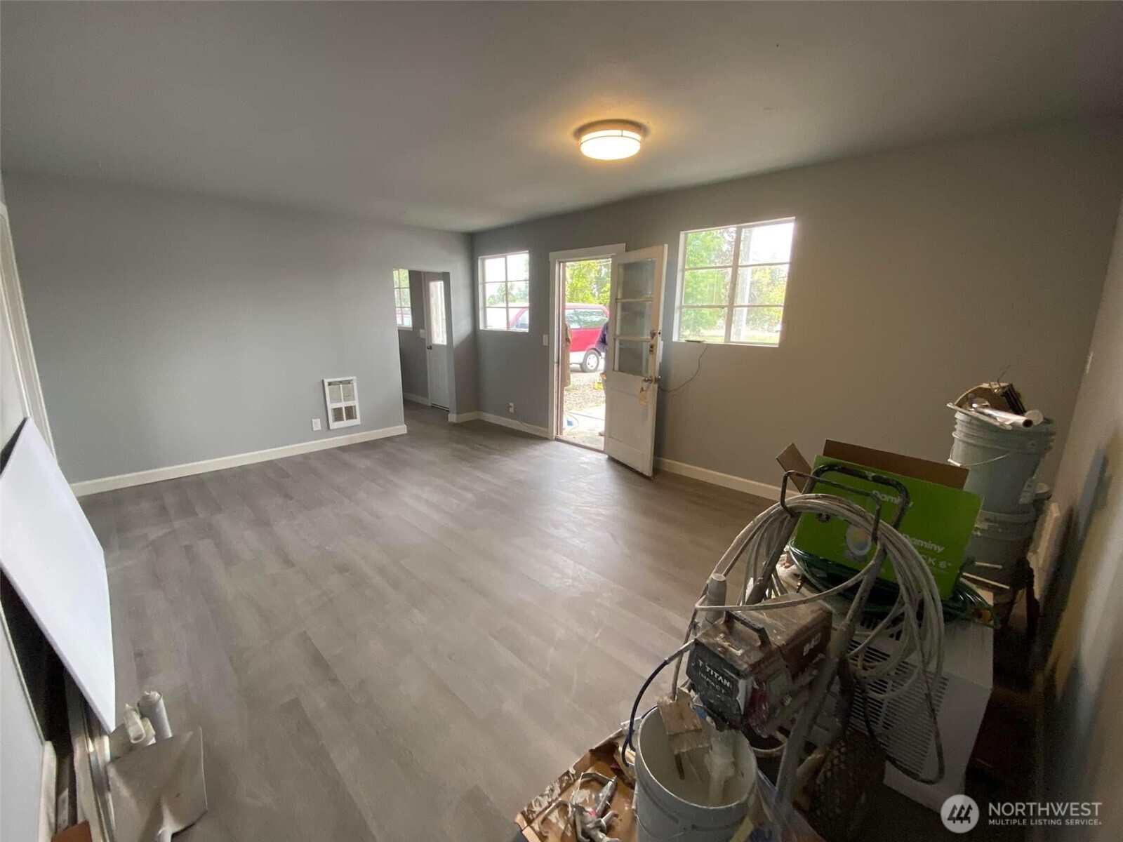 616 Columbia Avenue , Bridgeport, WA 98813