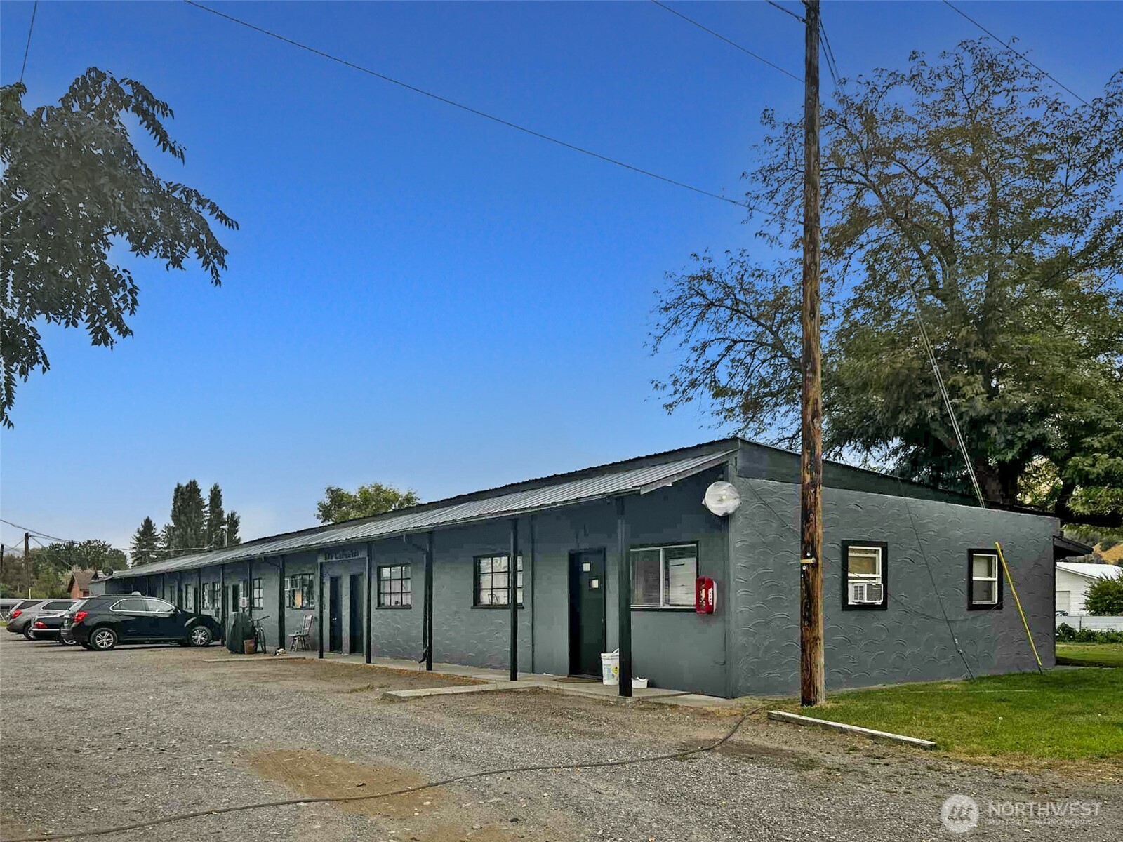 616 Columbia Avenue , Bridgeport, WA 98813