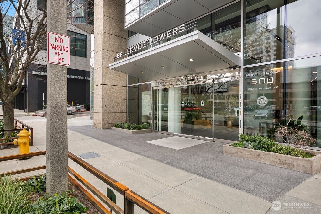 500 106th Avenue NE #2609, Bellevue, WA 98004-8688