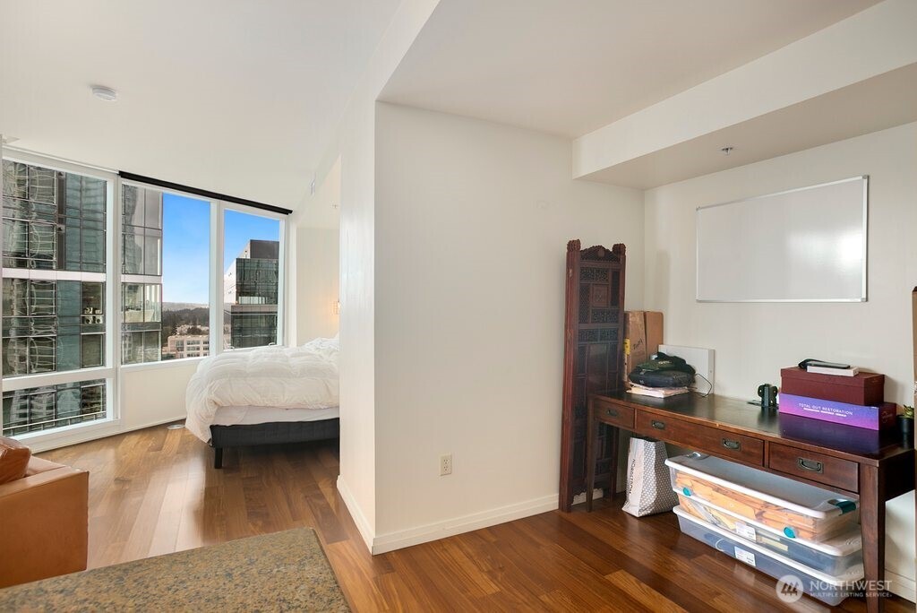 500 106th Avenue NE #2609, Bellevue, WA 98004-8688