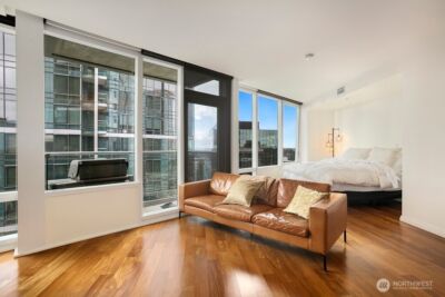 500 106th Avenue NE #2609, Bellevue, WA 98004-8688 - Photo 12