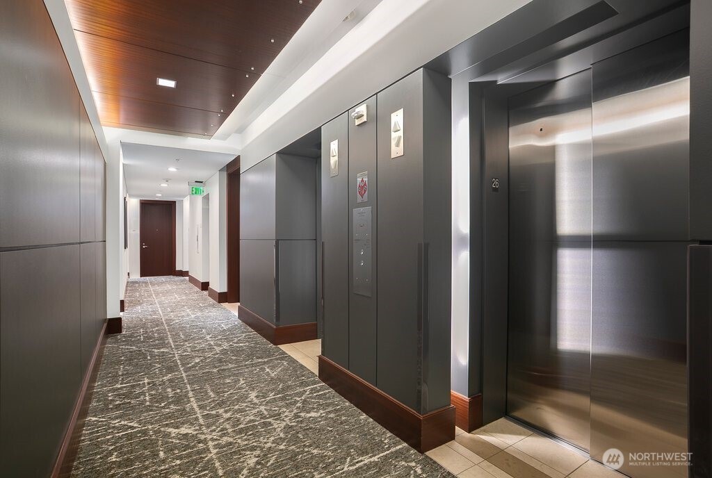 500 106th Avenue NE #2609, Bellevue, WA 98004-8688