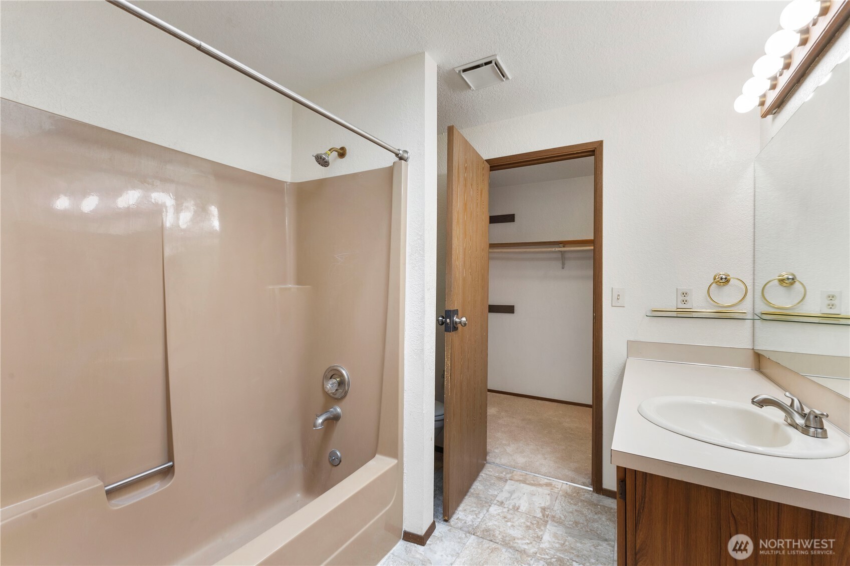 13517 11th Avenue S, Tacoma, WA 98444