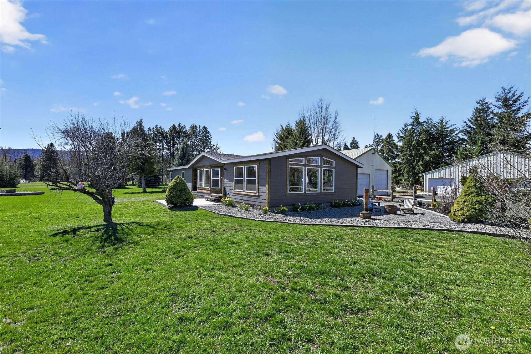 1000 Airport Road , Cle Elum, WA 98922