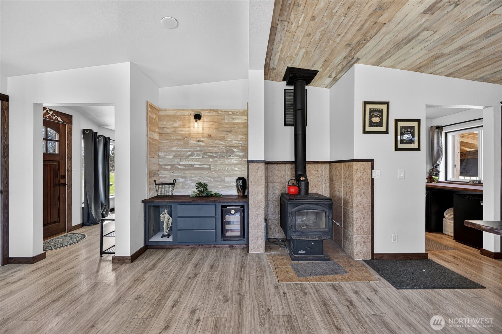 1000 Airport Road , Cle Elum, WA 98922