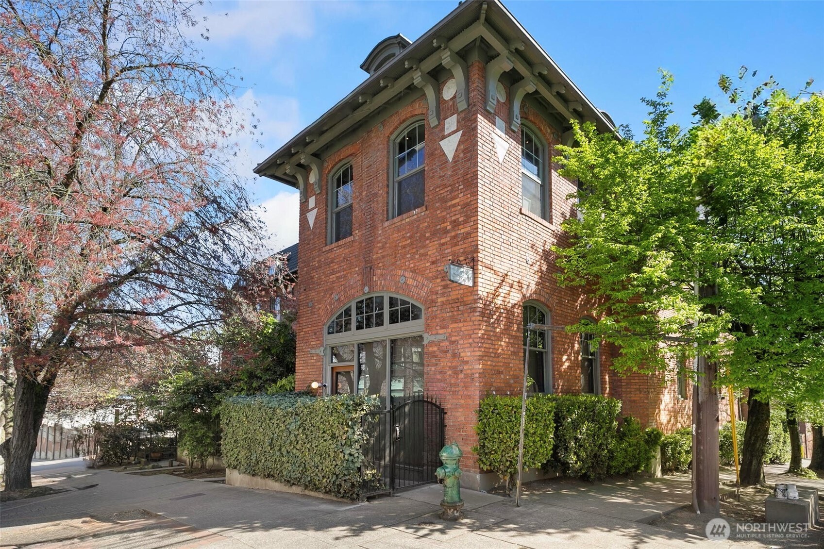 1406 Harvard Avenue #16, Seattle, WA 98122