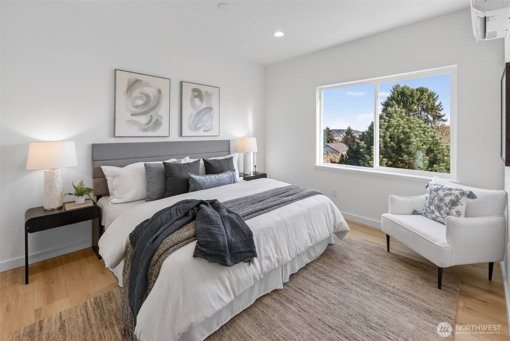 2851 NW 70th Street #C, Seattle, WA 98117