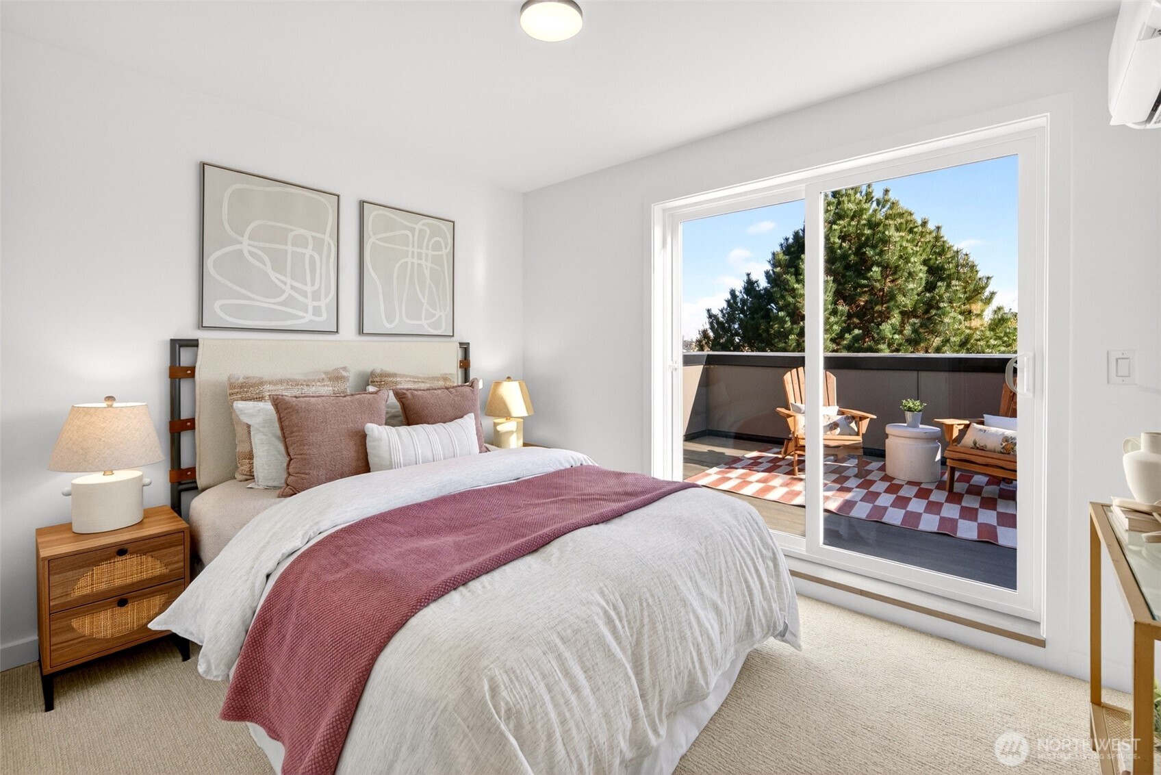 2851 NW 70th Street #C, Seattle, WA 98117