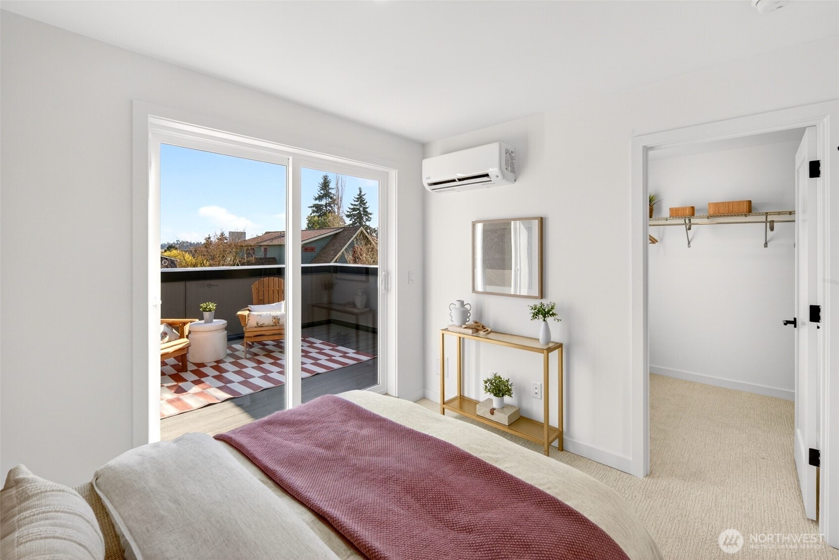 2851 NW 70th Street #C, Seattle, WA 98117