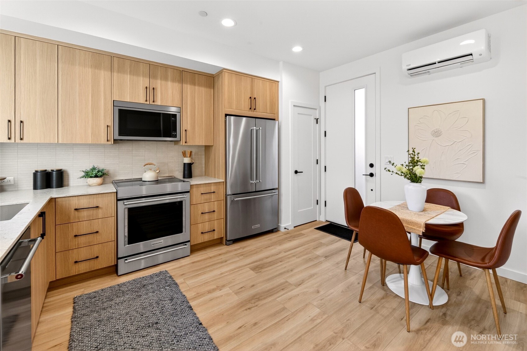 2851 NW 70th Street #C, Seattle, WA 98117