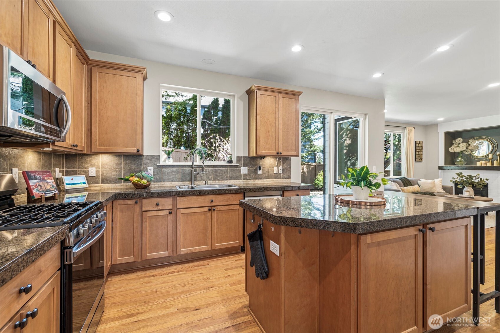 7508 Pinnacle Place SE, Snoqualmie, WA 98065