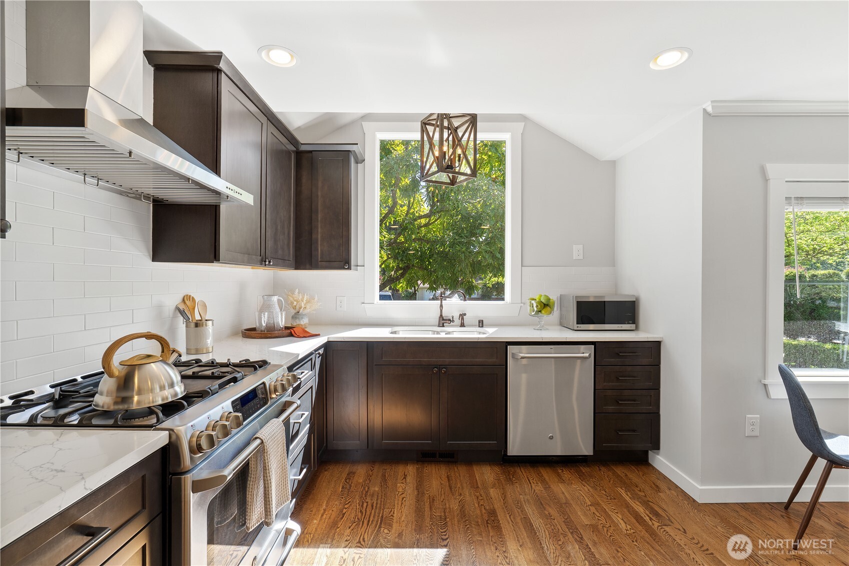 10007 114th Place NE, Kirkland, WA 98033