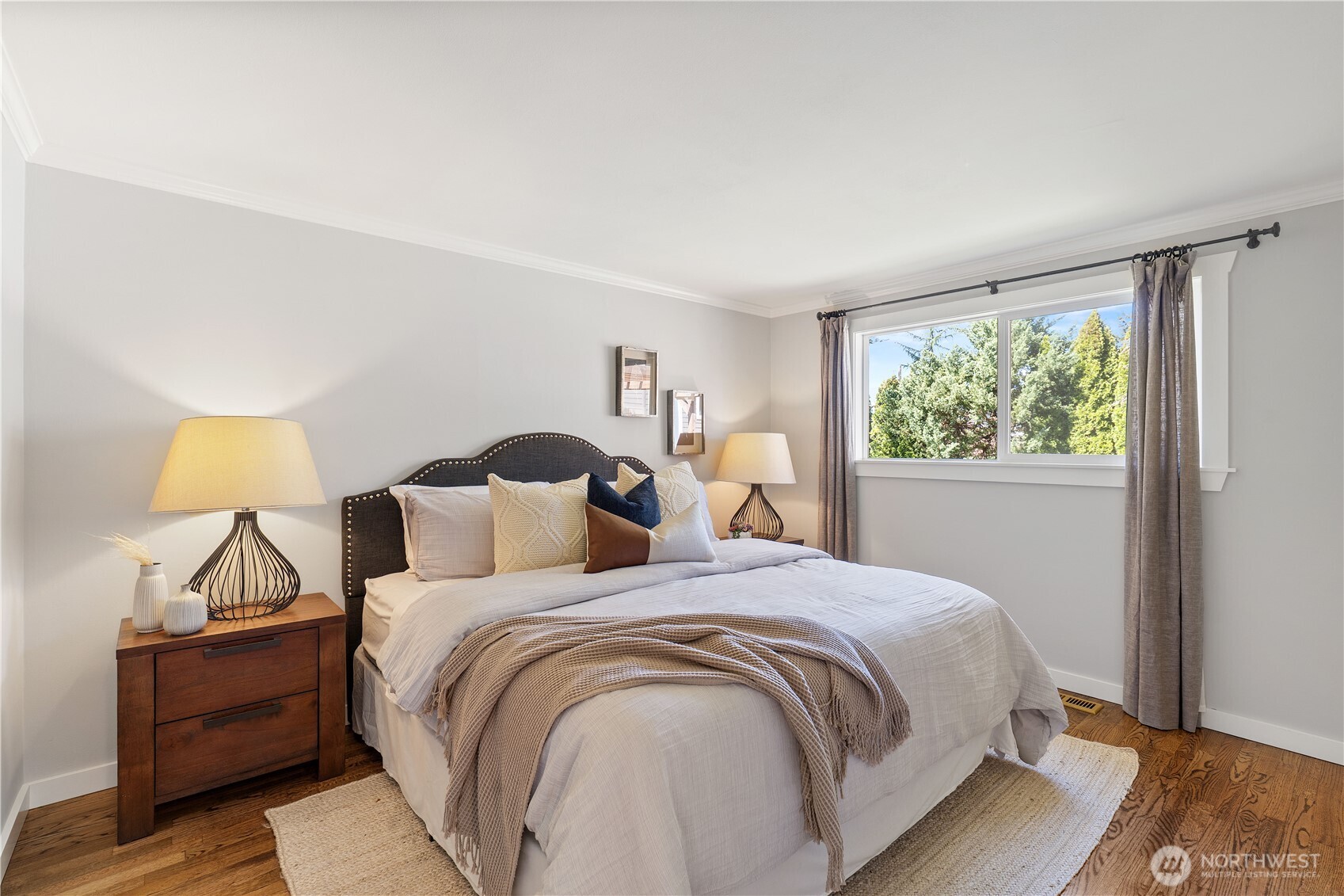 10007 114th Place NE, Kirkland, WA 98033