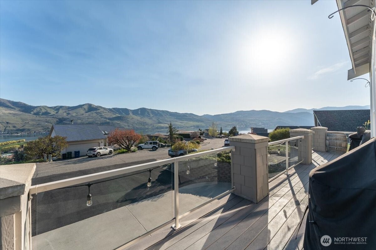 200 Crescent Street , Chelan, WA 98816