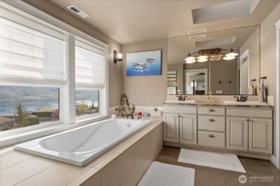 200 Crescent Street , Chelan, WA 98816 - Photo 24