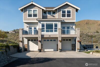 200 Crescent Street , Chelan, WA 98816 - Photo 3