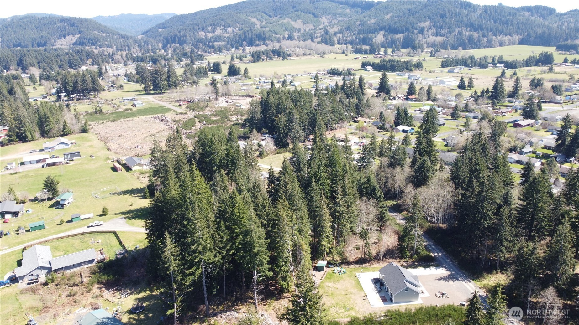 746 Trillium Avenue , Forks, WA 98331