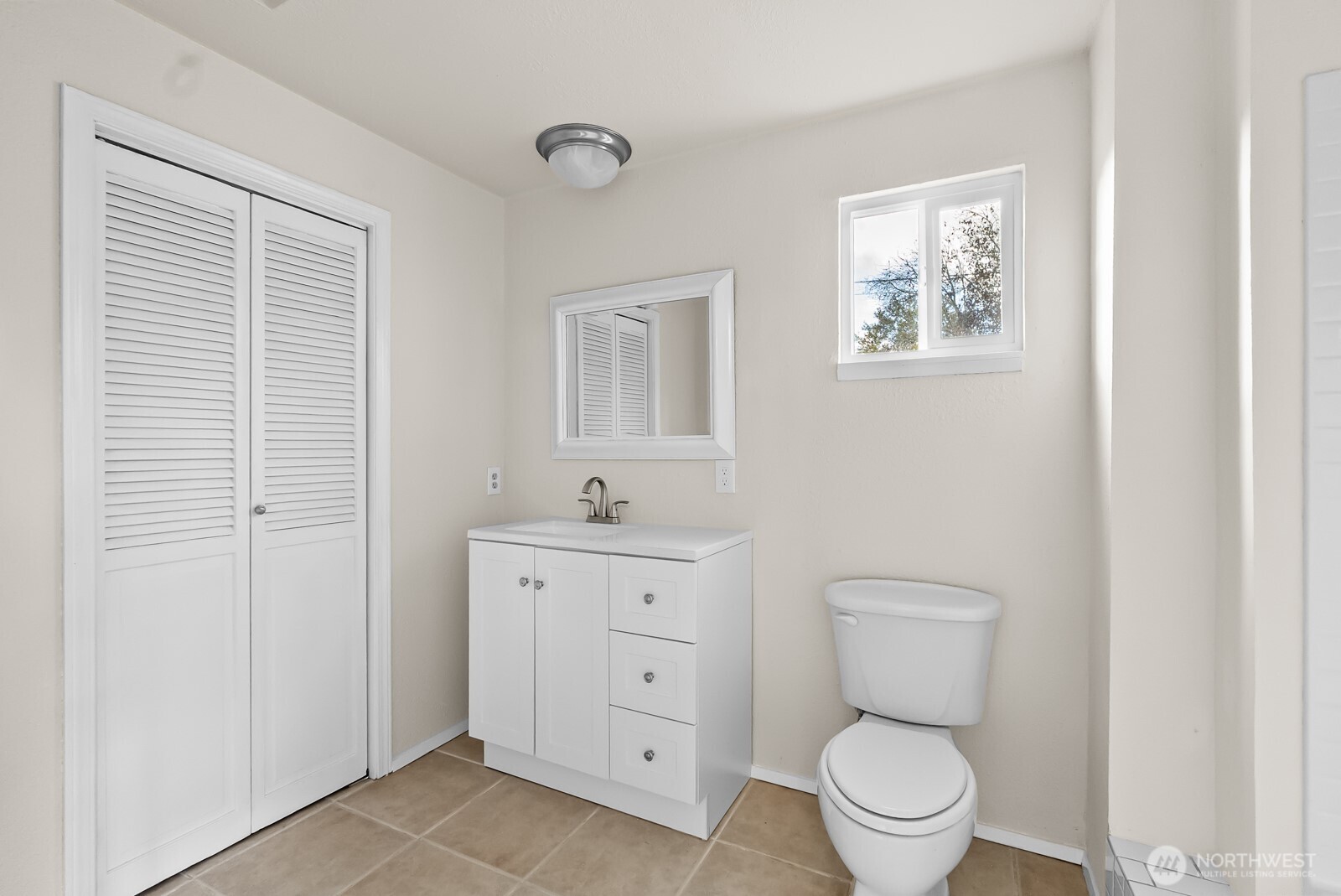7221 S Sheridan Avenue , Tacoma, WA 98408