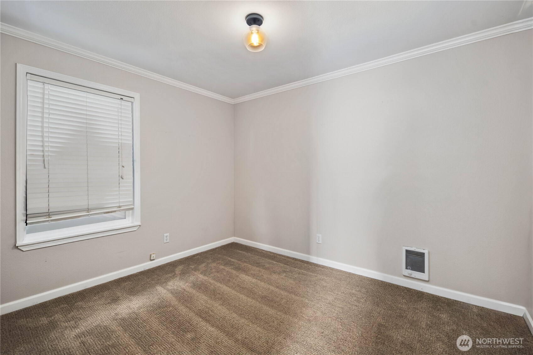 1113 Kirkland Avenue #6B, Kirkland, WA 98033