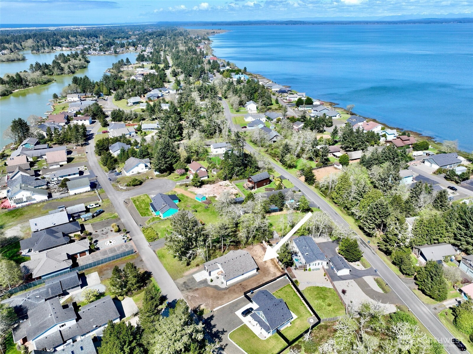 684 Lake Island Avenue SE, Ocean Shores, WA 98569