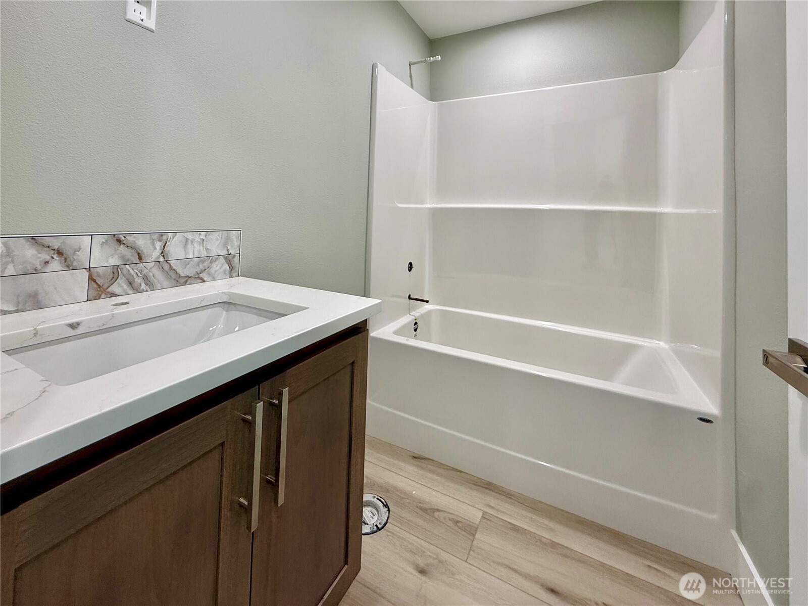 684 Lake Island Avenue SE, Ocean Shores, WA 98569