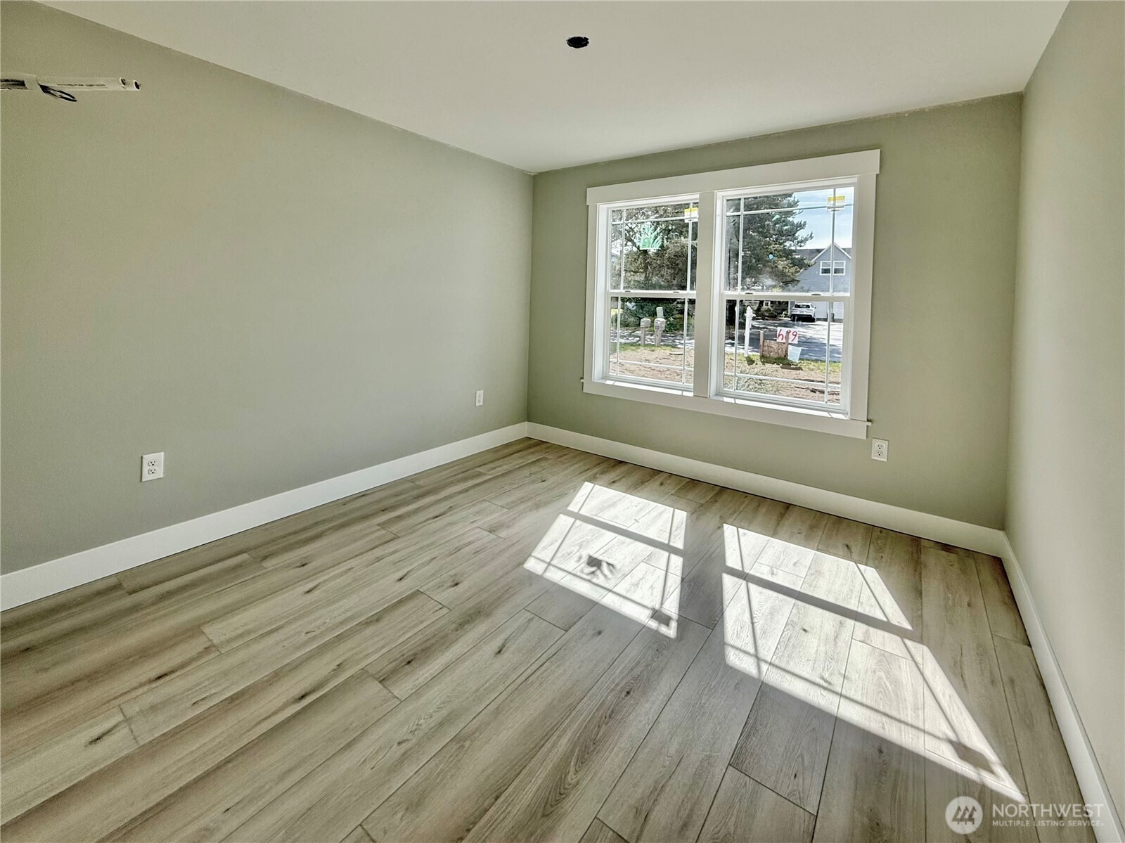 684 Lake Island Avenue SE, Ocean Shores, WA 98569