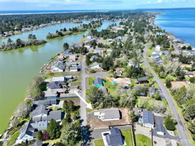 684 Lake Island Avenue SE, Ocean Shores, WA 98569 - Photo 4