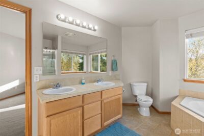 30900 30th Avenue SW, Federal Way, WA 98023 - Photo 20