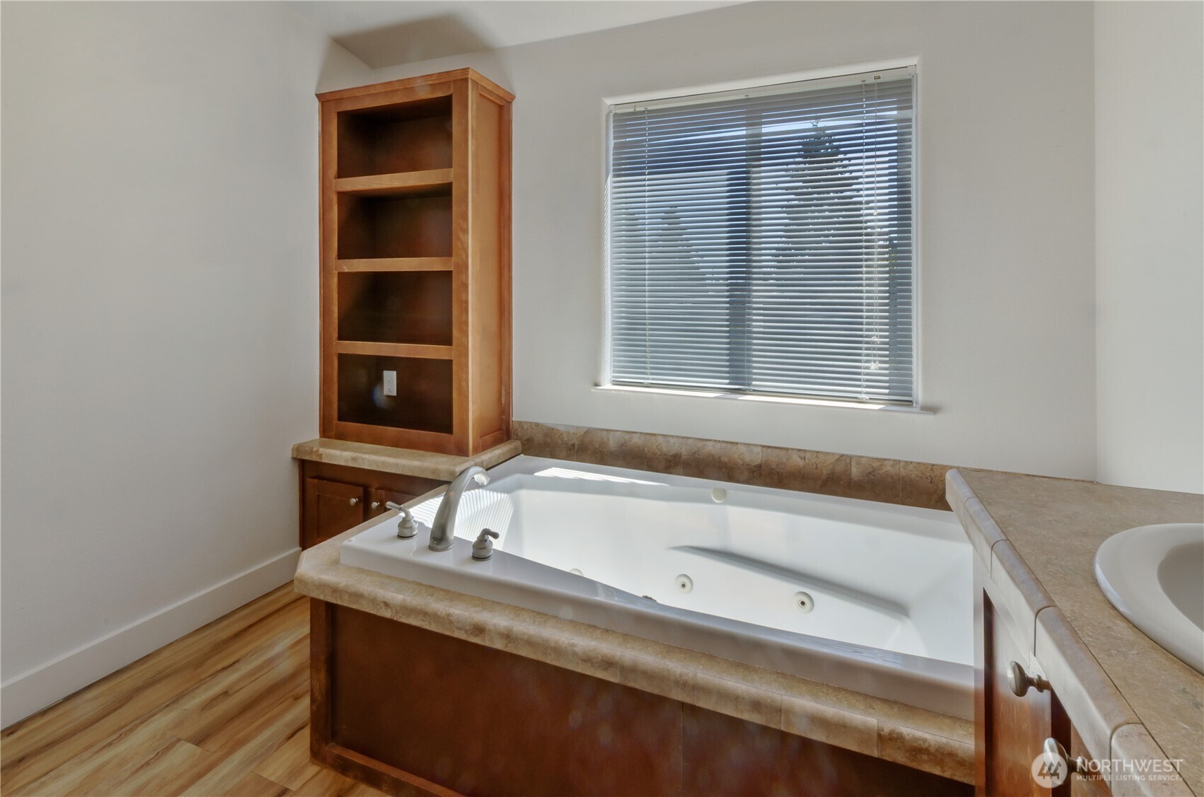 306 E H Street , Shelton, WA 98584