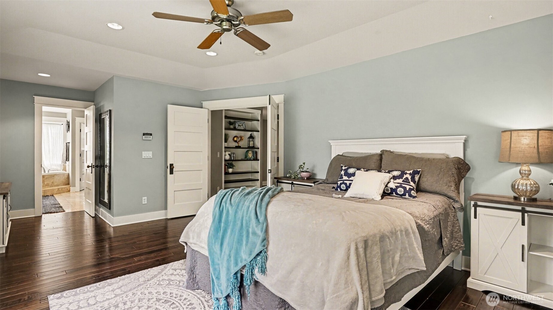 15419 241st Street SE, Woodinville, WA 98296