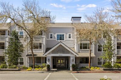3941 226th Place SE #209, Issaquah, WA 98029 - Photo 2