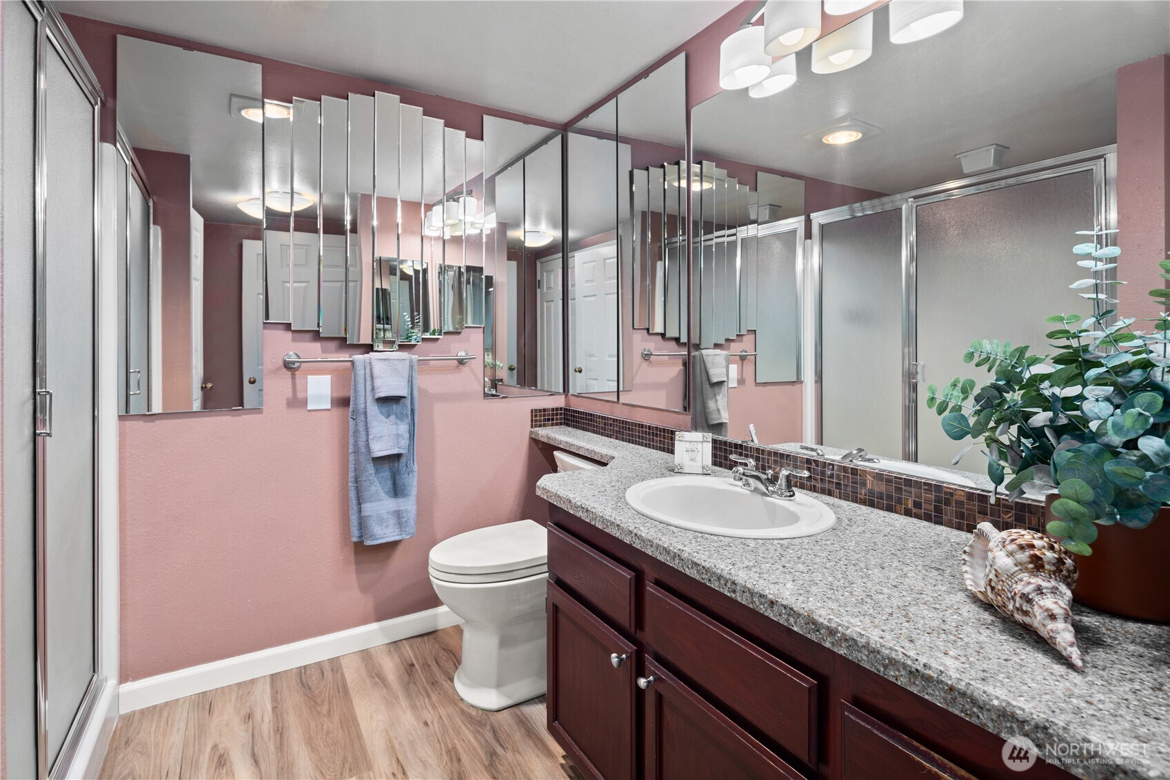 3941 226th Place SE #209, Issaquah, WA 98029