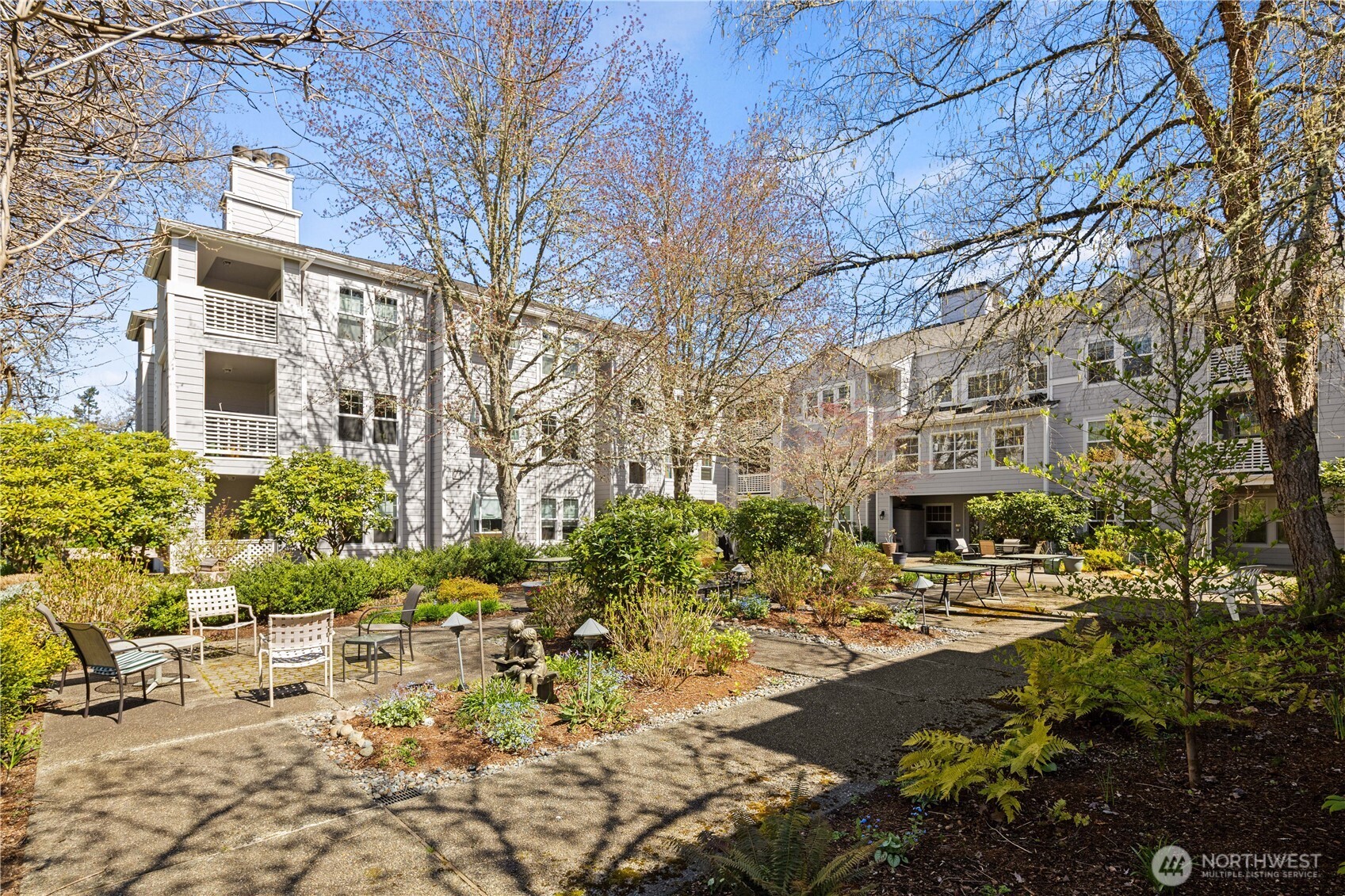 3941 226th Place SE #209, Issaquah, WA 98029
