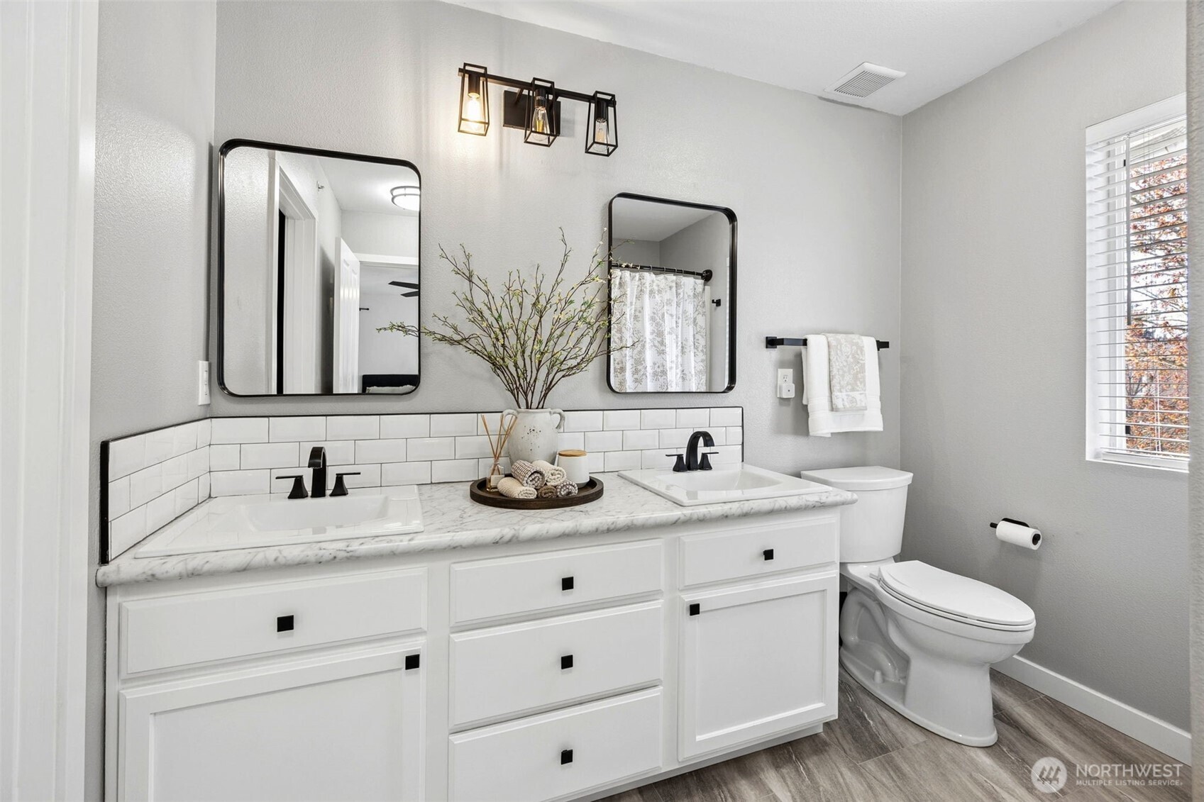 2280 Simmons Street #Unit A, Dupont, WA 98327