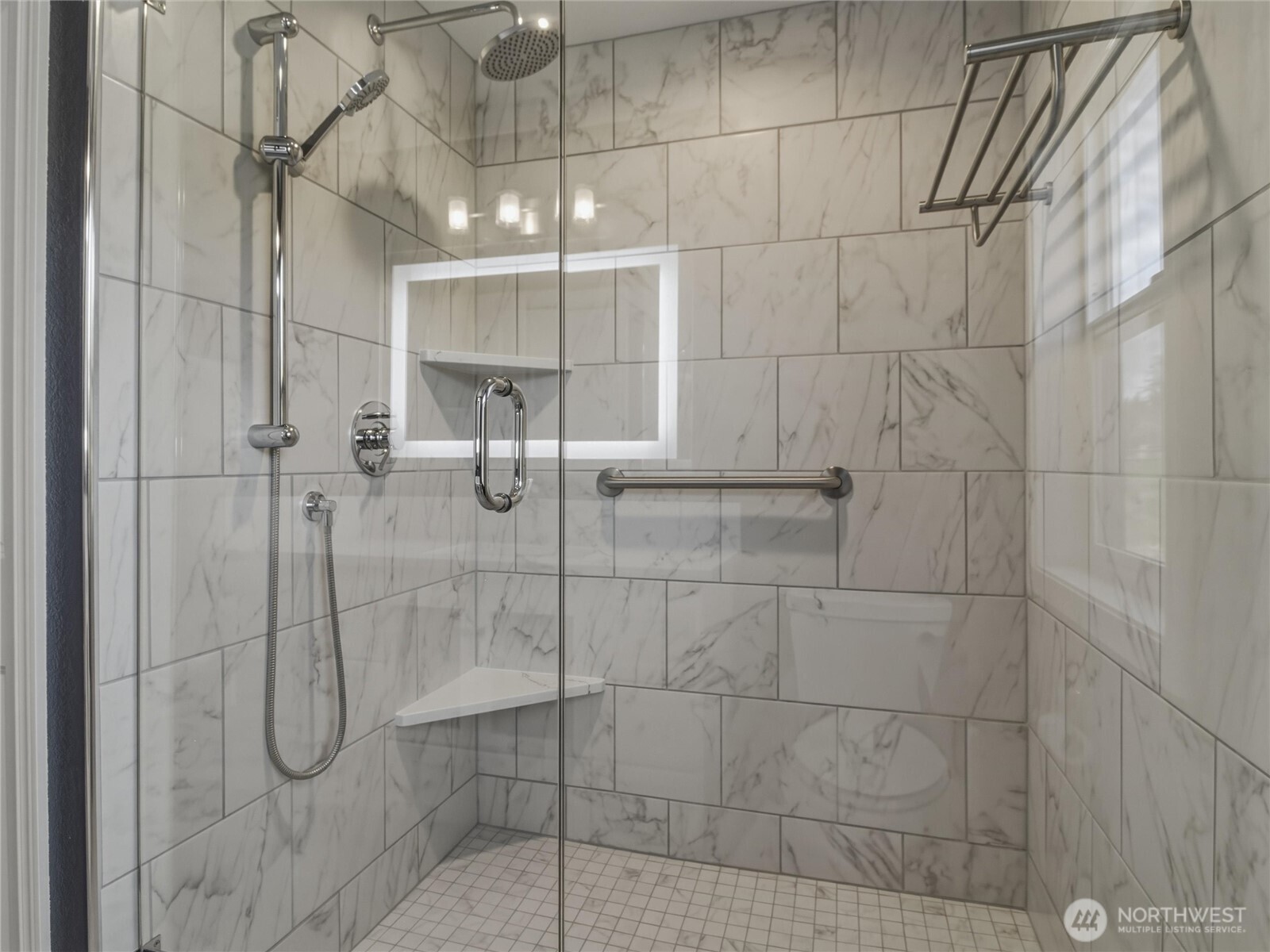10400 Cristen Court SW, Olympia, WA 98512