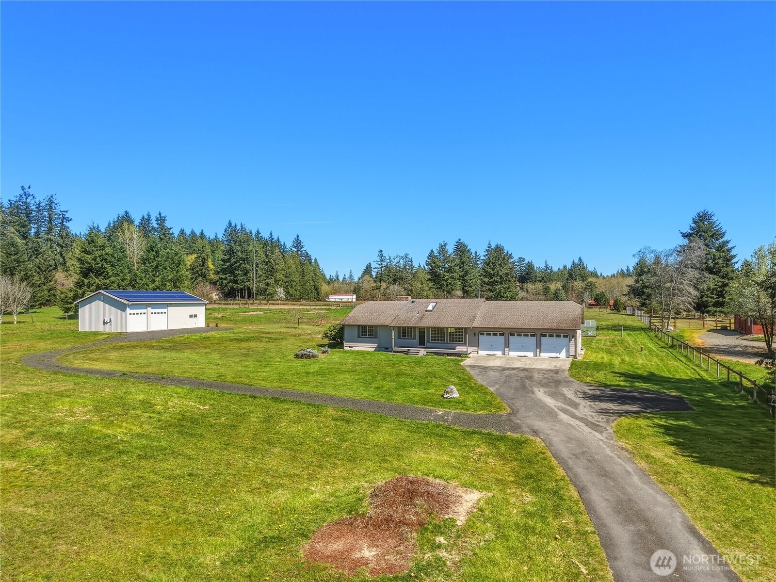 10400 Cristen Court SW, Olympia, WA 98512
