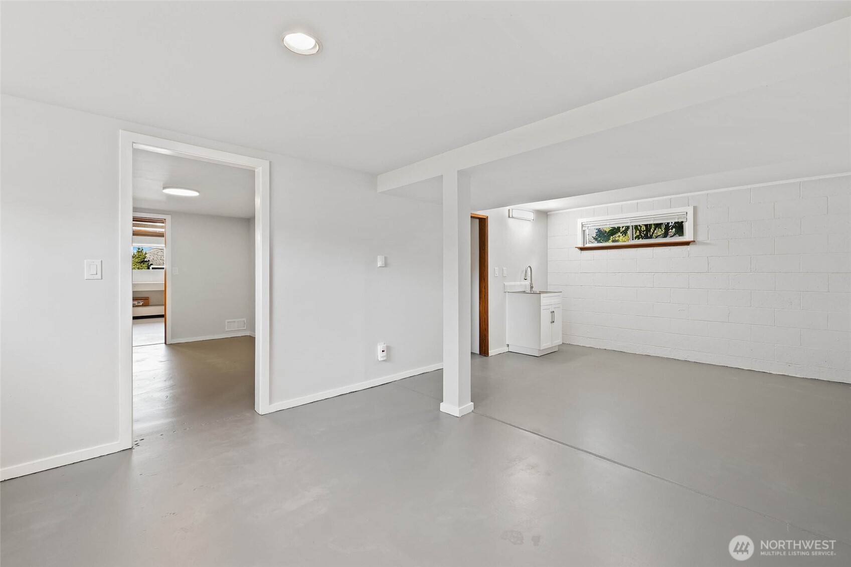 1011 E Smith Street , Kent, WA 98030