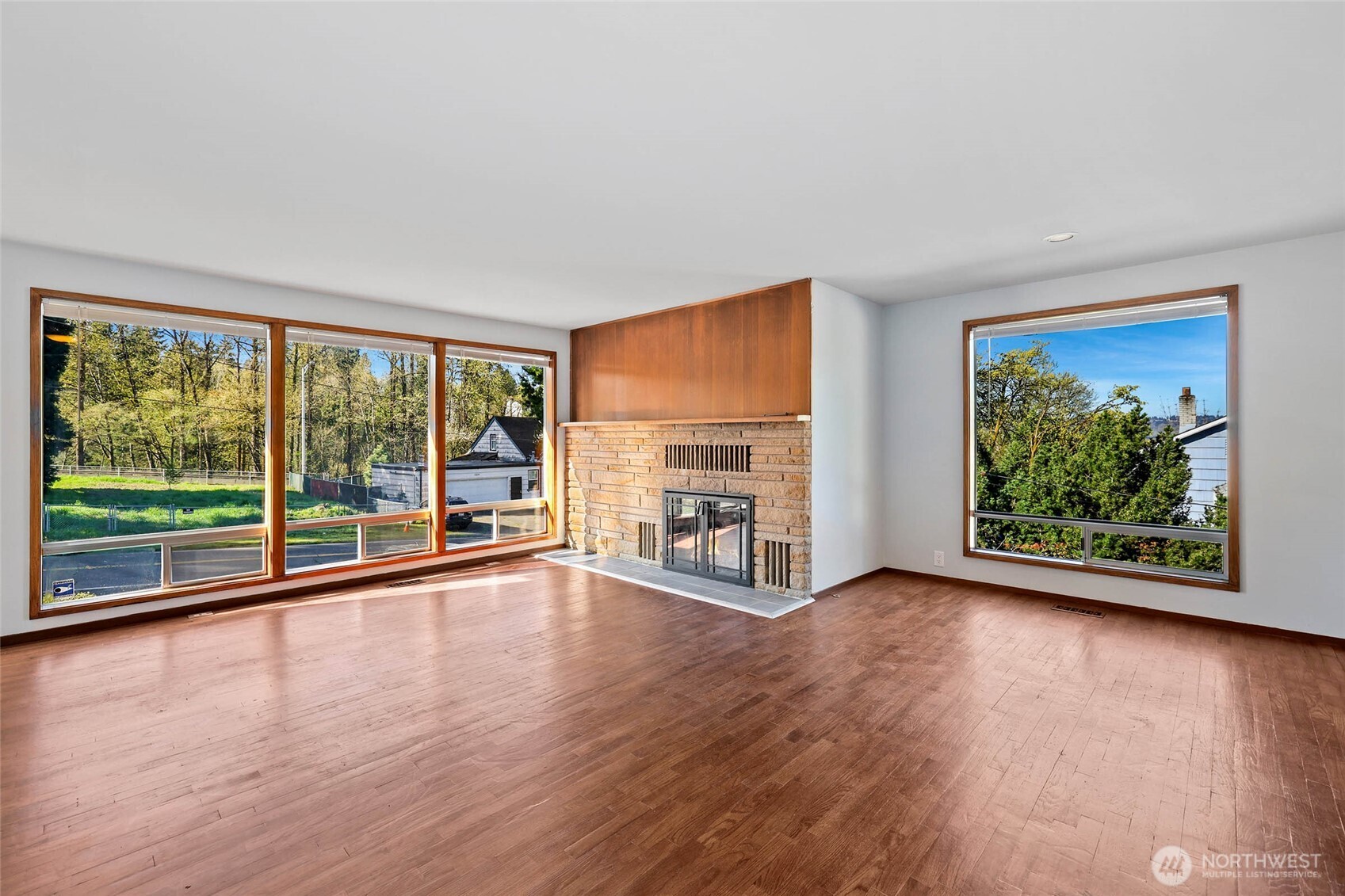 1011 E Smith Street , Kent, WA 98030
