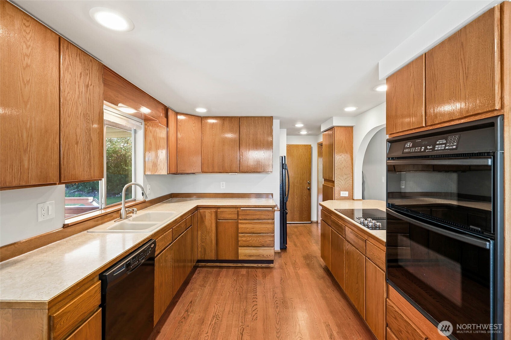 1011 E Smith Street , Kent, WA 98030