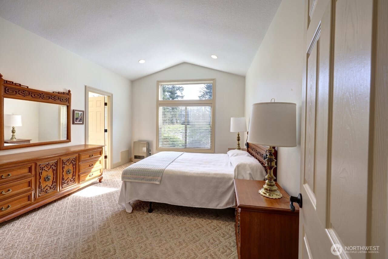 23310 J Street , Ocean Park, WA 98640