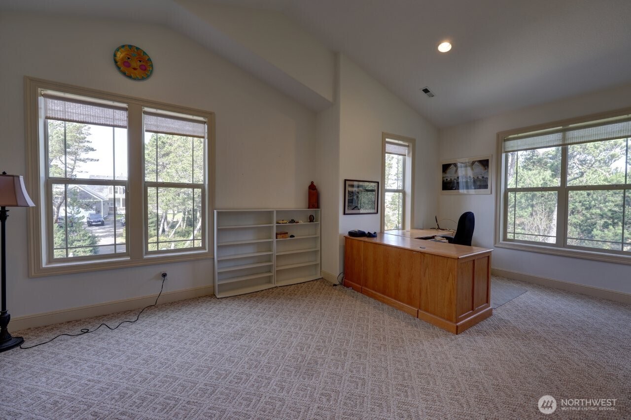 23310 J Street , Ocean Park, WA 98640